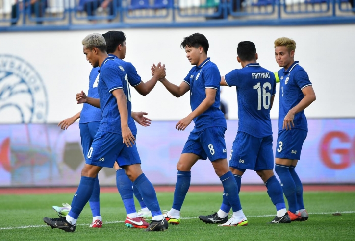 Thái Lan 'giương cờ trắng' trong cuộc đua với ĐT Việt Nam ở BXH FIFA?
