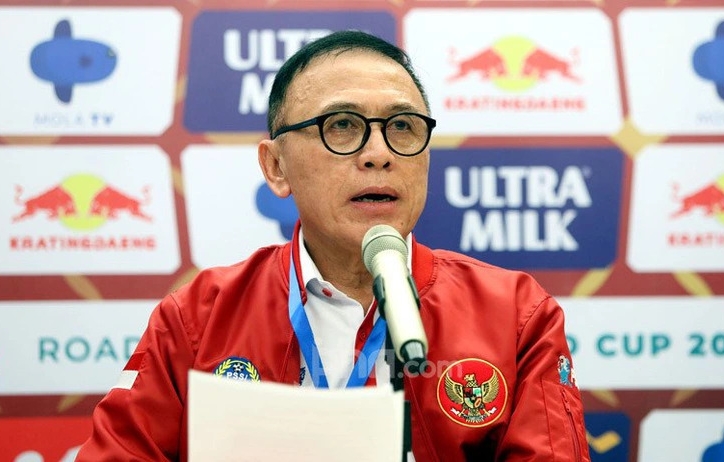 Giải Indonesia bị hủy bỏ, sếp lớn 'vướng vòng lao lý' sau vụ CĐV thiệt mạng