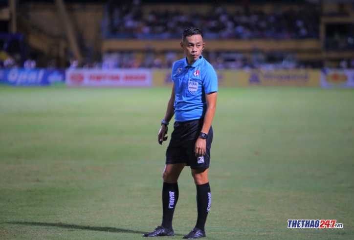Hết án treo còi, trọng tài 'số 1 Việt Nam' chưa được bắt chính ở V-League
