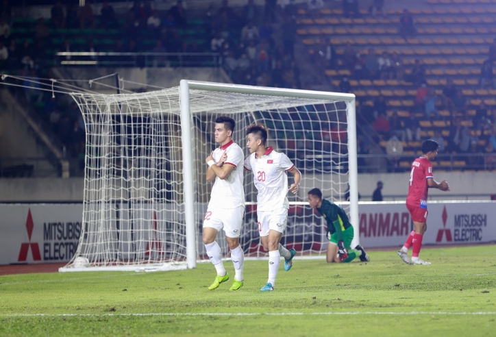 ĐT Việt Nam lập 'cú hattrick' trước đối thủ yêu thích số 1 tại AFF Cup