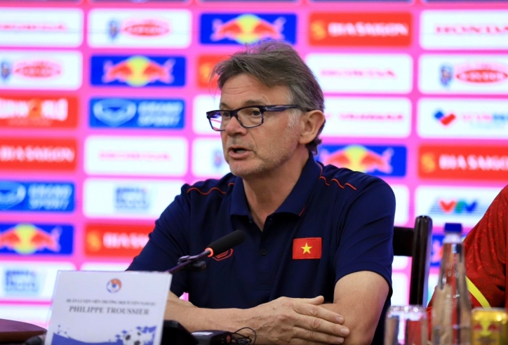 NÓNG: Xác định đối thủ chính thức đầu tiên của HLV Philippe Troussier