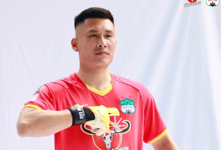 HAGL nhận tin 'sét đánh' trước ngày chạm trán cựu vương V-League