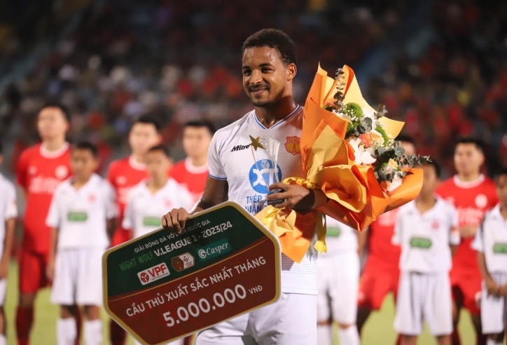 Rafaelson chính thức đi vào lịch sử bóng đá Việt Nam