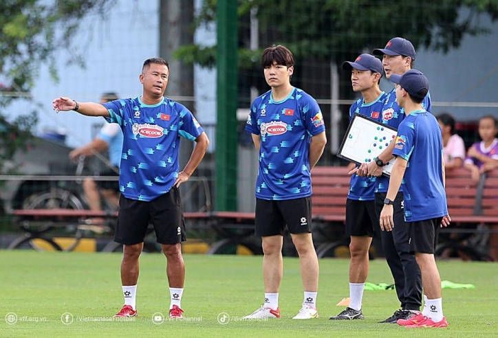 HLV Kim Sang Sik không dẫn U22 Việt Nam đấu Trung Quốc