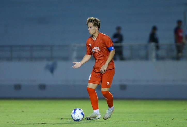 Sao Việt kiều làm đội trưởng, ghi bàn giúp U23 Việt Nam thắng 5-0