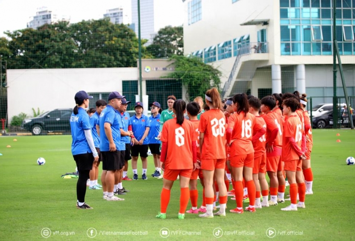 Buổi tập đầu tiên của U20 nữ Việt Nam ở Nhật Bản