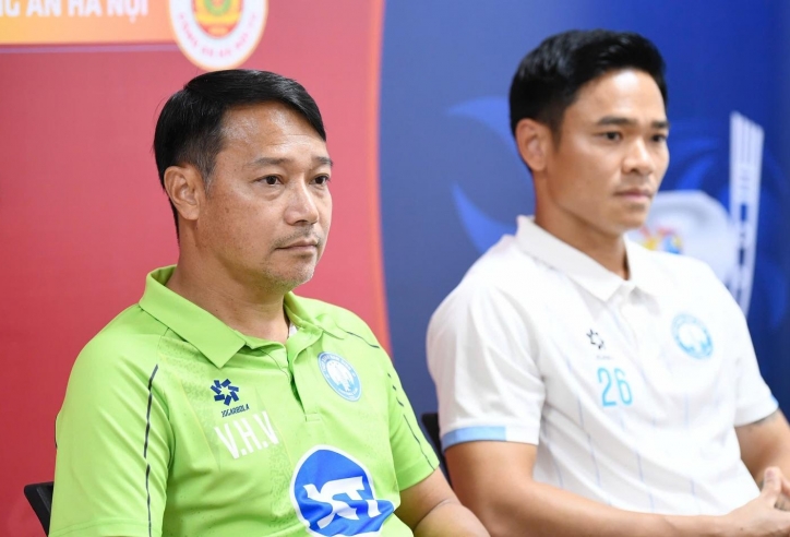 HLV Nam Định chưa chốt tân binh nào ra sân trước CAHN