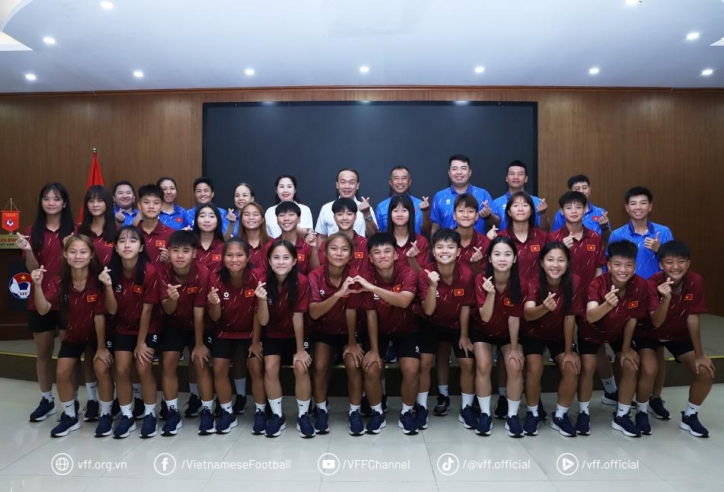 U16 nữ Việt Nam được động viên trước giải Đông Nam Á