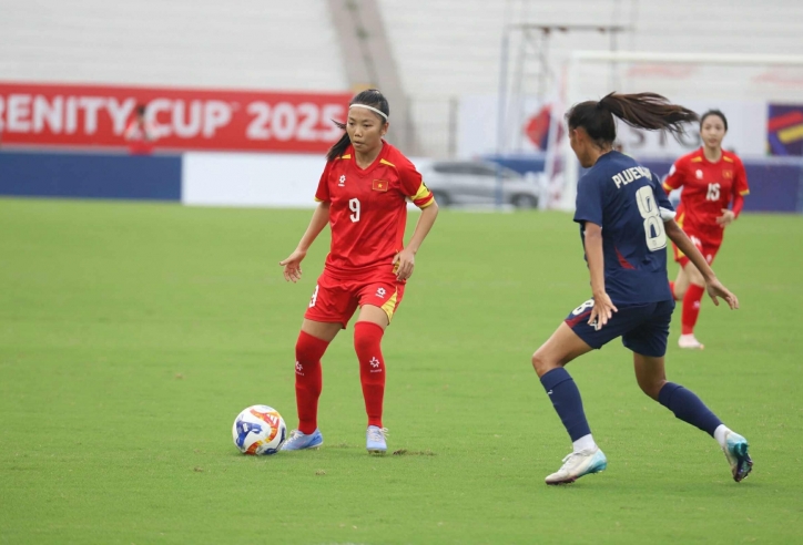 Trực tiếp nữ Việt Nam 0-0 nữ Thái Lan: Căng thẳng