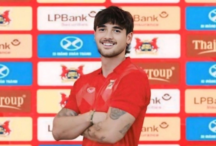 Chia tay Ninh Bình FC, tiền vệ Tây Ban Nha về quê nhà thi đấu