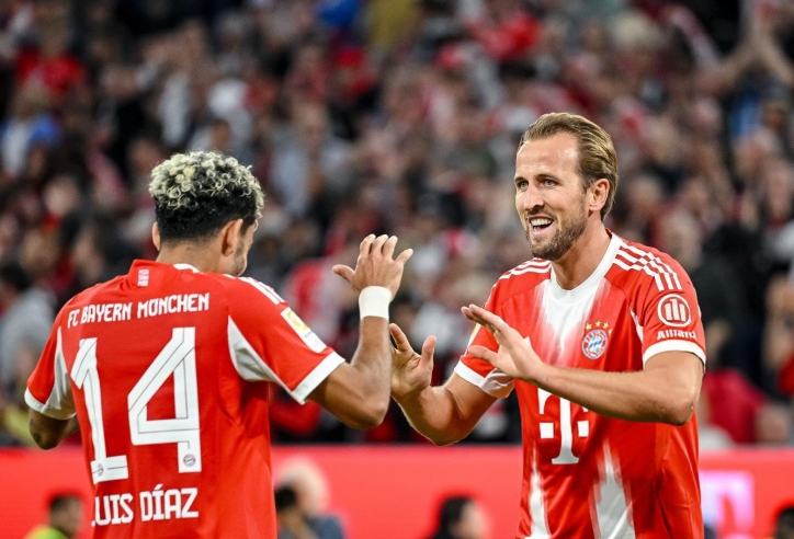 Harry Kane lập hattrick, Bayern Munich đại thắng Leipzig