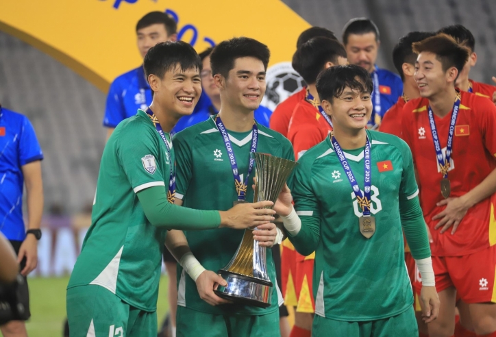 HLV Kim Sang Sik chốt thủ môn số 1 của U23 Việt Nam
