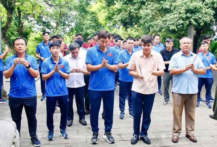 VIDEO: U23 Việt Nam dâng hương tưởng niệm Vua Hùng