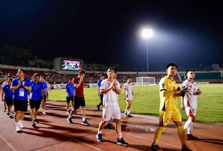 Vì sao khán đài B trống trơn dù ĐT Việt Nam thi đấu?