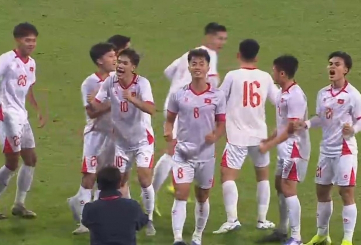 Trực tiếp U22 Việt Nam 1-0 U22 Trung Quốc: Bùng nổ