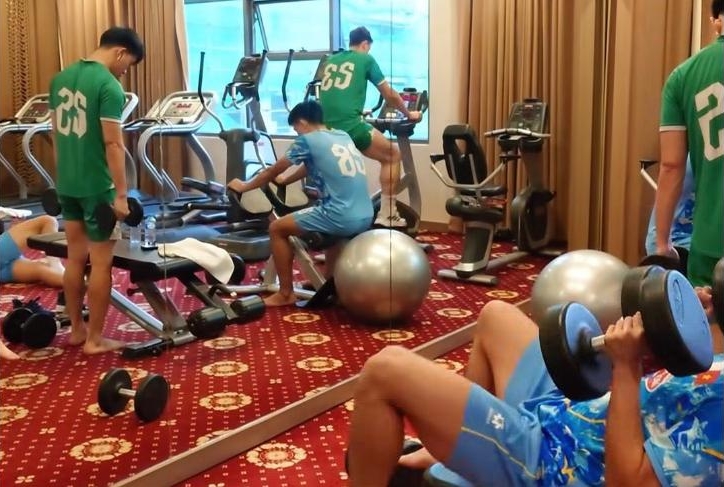 ĐT Việt Nam rèn thể lực trước ngày đấu Lào