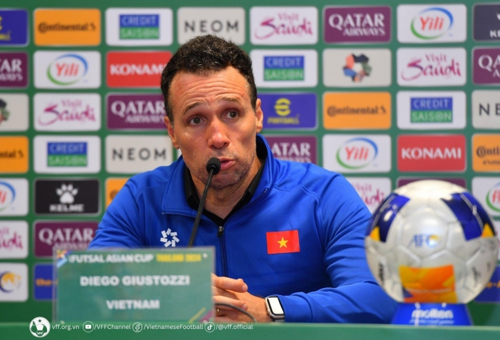 HLV Argentina nói thẳng trận tuyển Việt Nam gặp Malaysia