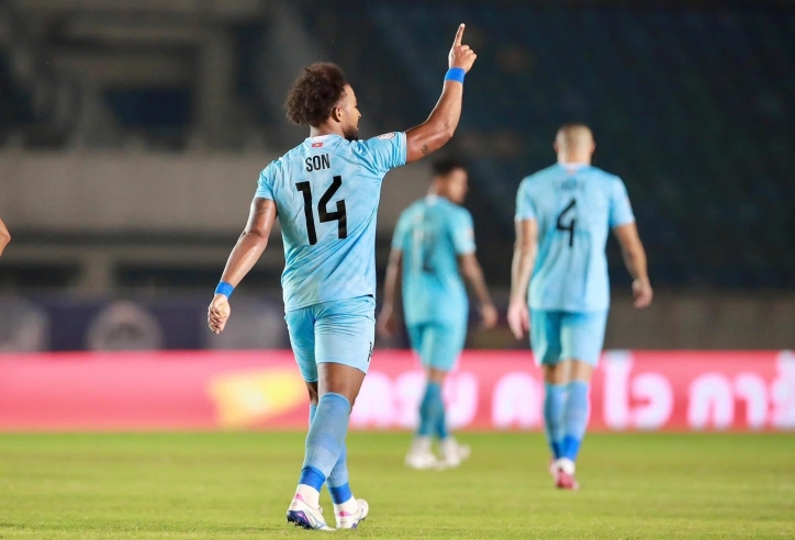 Truyền thông Malaysia thốt lên 1 điều khi Xuân Son lập siêu hattrick