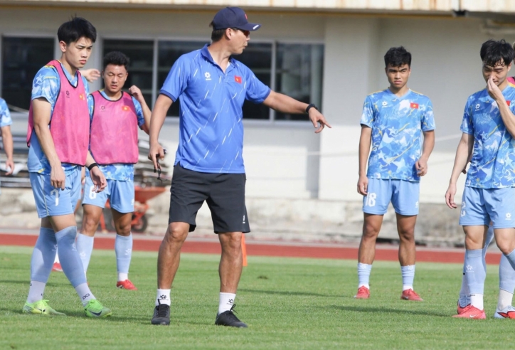 HLV Kim Sang Sik cho U22 Việt Nam chú trọng 1 điều trước bán kết