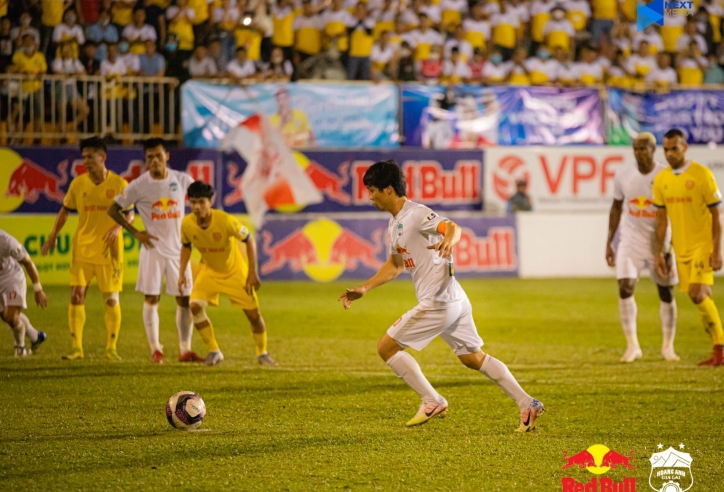 Vì sao HAGL là 'ông Vua penalty' ở V.League 2021?