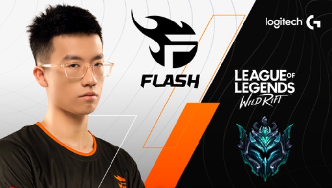 Elly 'chia tay Team Flash để gia nhập Team Flash'