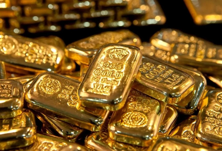 Giá vàng hôm nay chiều 13/8: SJC bất ngờ nhích nhẹ