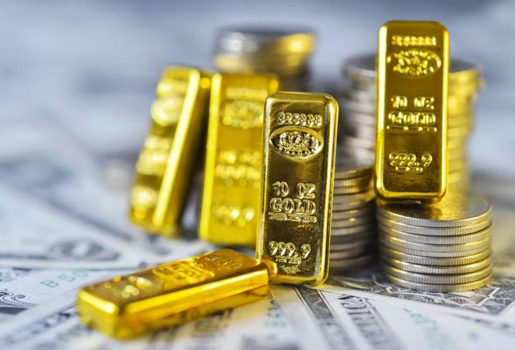 Giá vàng hôm nay chiều 21/8: Vàng trong nước ngập trong sắc xanh