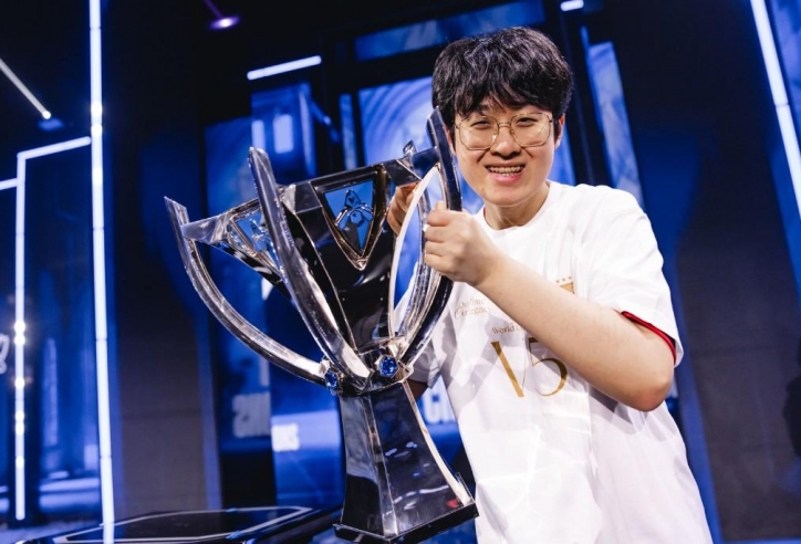 Riot nhận mưa 'gạch đá' vì phủ nhận công lao của Zeus với chức vô địch CKTG 2024