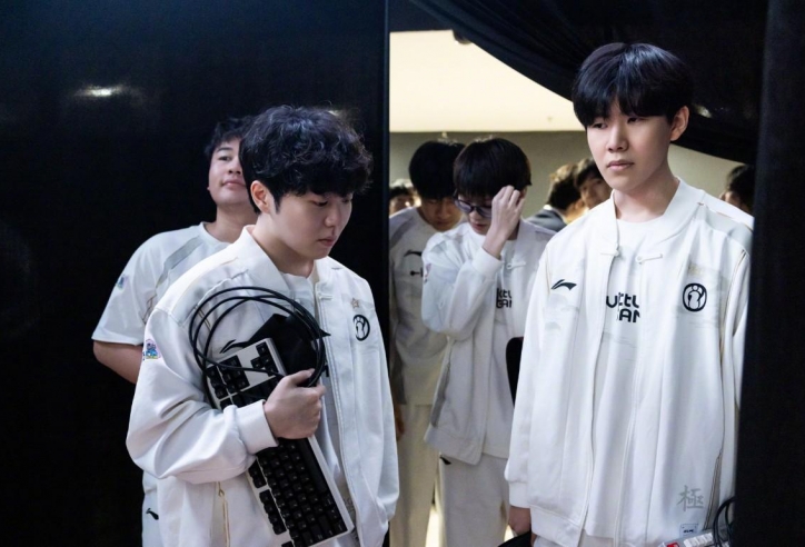 IG chiến thắng với tâm điểm 'ba pha tấu hề' tới từ Rookie