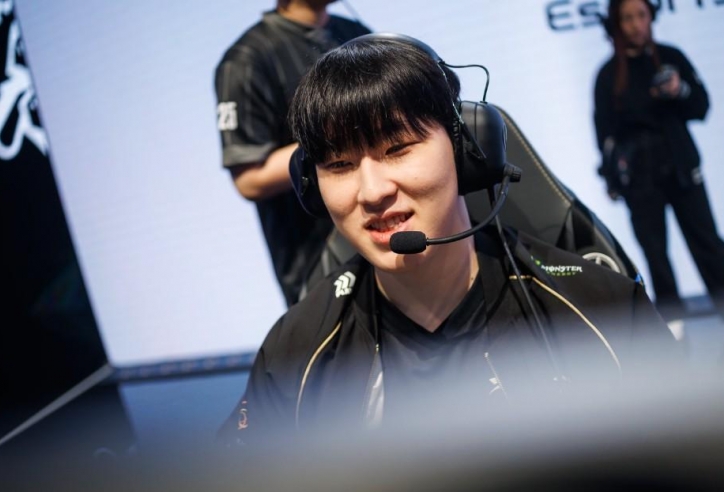 HLE Zeka: 'Tôi rất vui khi có thể hạ gục đội từng thắng T1'