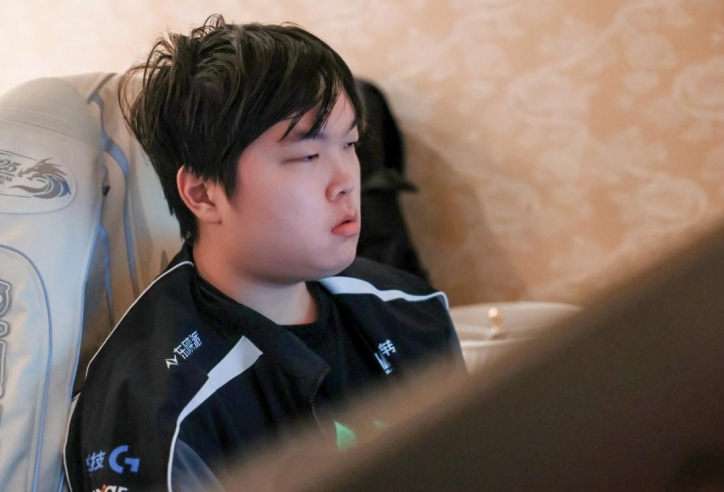 Một đội LCK được cho là đang cố gắng chiêu mộ Bin, fan LPL phũ phàng: “Đi luôn, không tiễn”