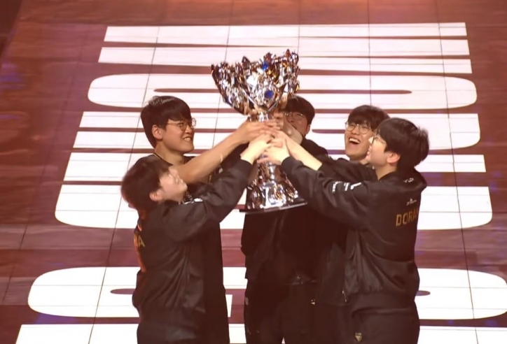 Không phải Faker, đây mới là tuyển thủ T1 duy nhất được đề cử 'Player of the Year' tại Esports Awards 2025