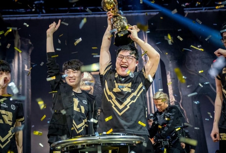 Uzi lên tiếng về việc trở lại LMHT chuyên nghiệp