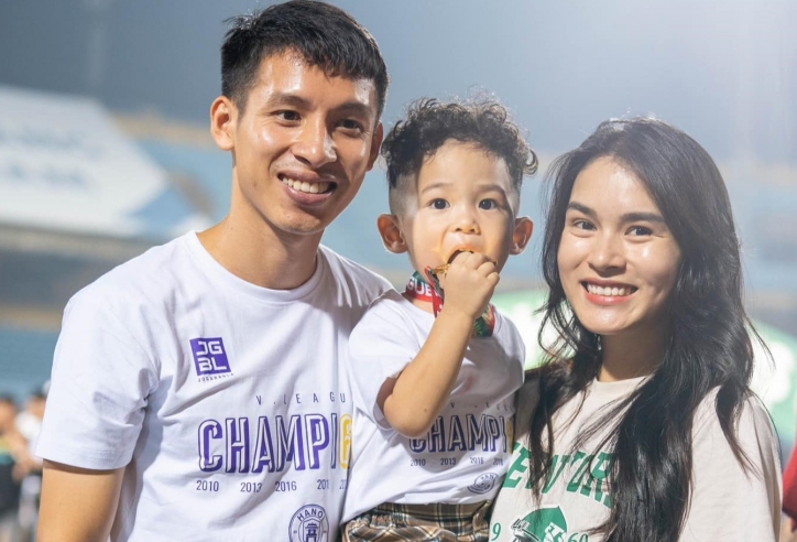 Sao ĐT Việt Nam có cuộc gặp chóng vánh với 'người đặc biệt'