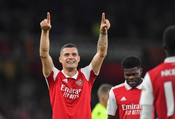 Nhọc nhằn đánh bại PSV, Arsenal thẳng tiến vào vòng knock-out Europa League