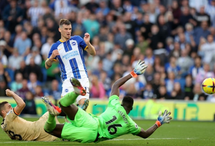 Thử nghiệm phản tác dụng, Chelsea thua tan tác trước Brighton