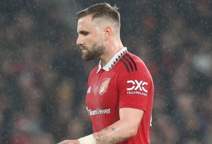 MU giành 3 điểm, Erik Ten Hag vẫn khiến fan thấp thỏm về tình hình của Shaw