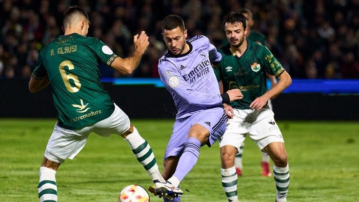 Thi đấu thất vọng, Eden Hazard bị đối thủ hạ thấp tại cúp Nhà vua