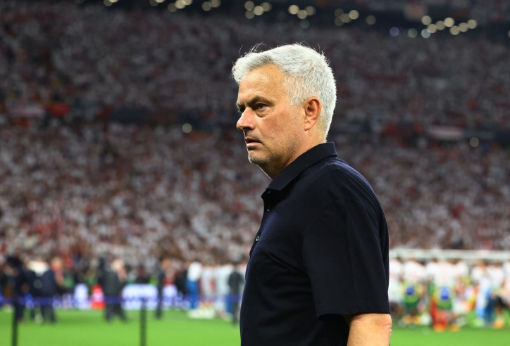 Roma lỡ hẹn với danh hiệu Europa League: Quá nghiệt ngã cho Jose Mourinho