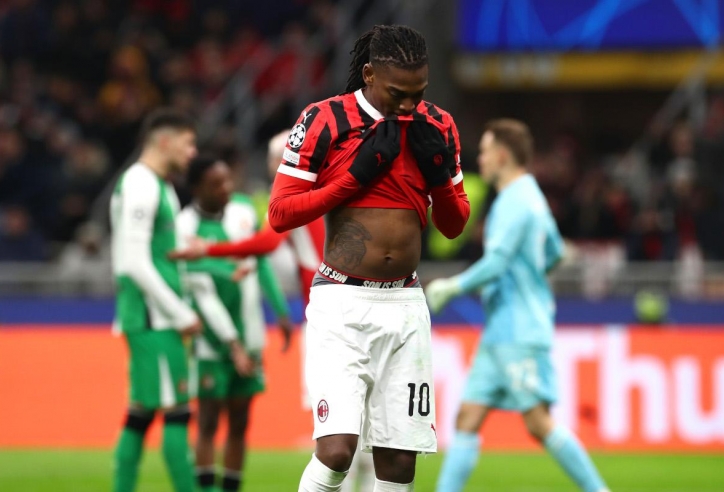 3 lý do khiến AC Milan thất bại thảm hại mùa 2024/25