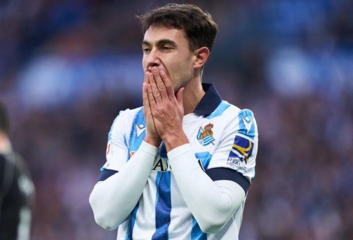 Martin Zubimendi lên tiếng bỏ ngỏ tương lai, Arsenal lo sốt vó