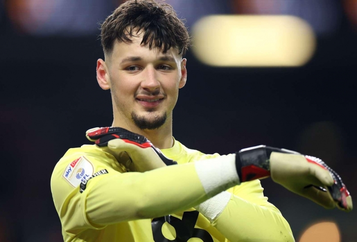 Newcastle quyết giành thủ môn xuất sắc nhất Championship