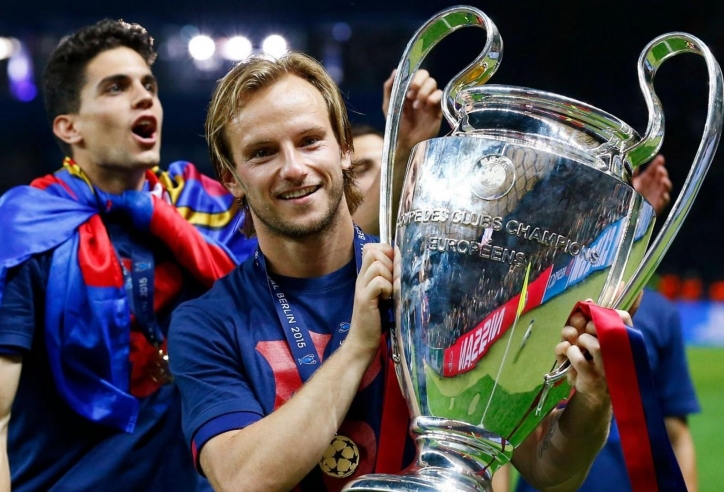 CHÍNH THỨC: Ivan Rakitic tuyên bố giải nghệ