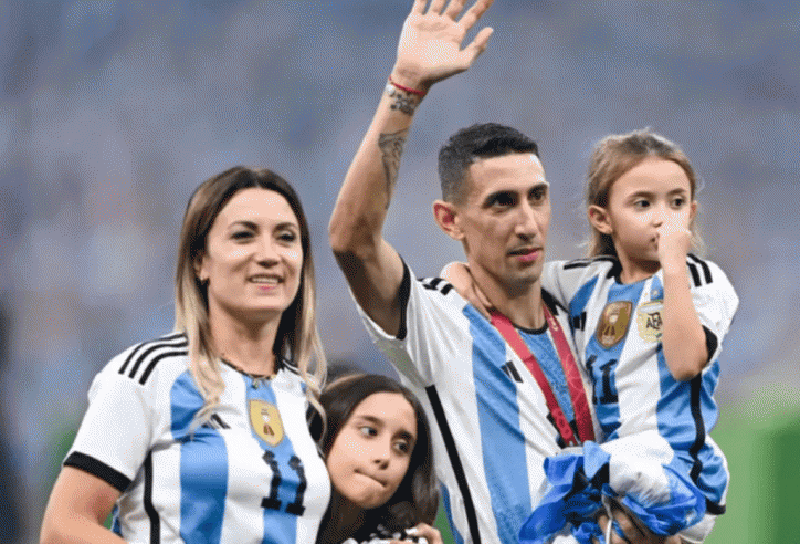 Angel Di Maria trở về quê nhà bất chấp bị mafia Argentina dọa giết