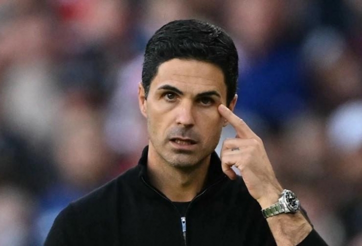 Arteta đáp trả thẳng thừng khi bị chất vấn về chiến thuật