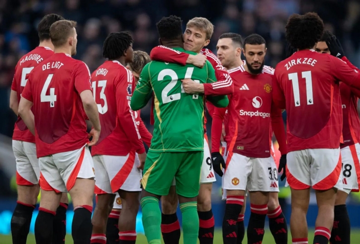 'Tội đồ' của MU không muốn chia tay CLB