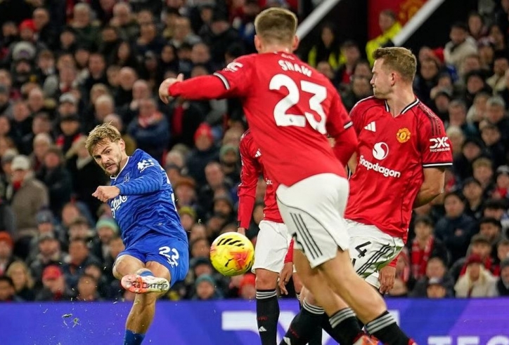 MU lập kỷ lục buồn sau trận thua sốc trước Everton