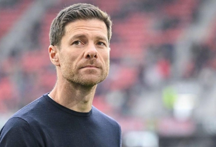 Cổ động viên Real Madrid 'nổi đoá' với Xabi Alonso