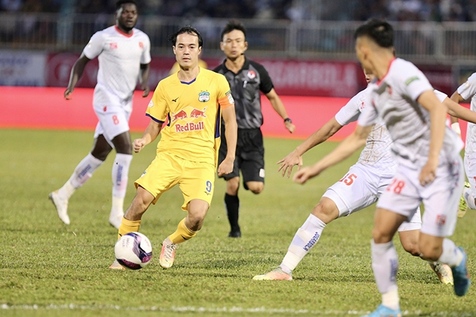 BXH vòng 14 V-League 2022: HAGL và Hà Nội FC xếp thứ mấy?