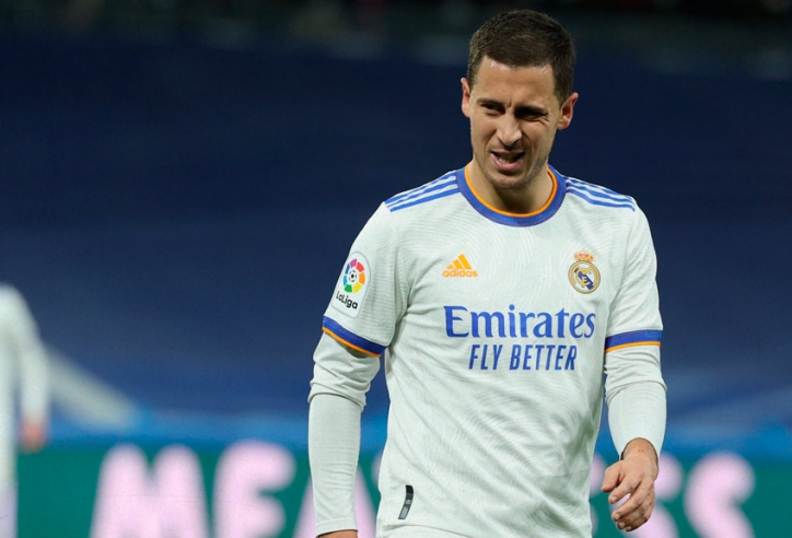 Được tiến cử truyền nhân của Robben, Real sắp cho Hazard ra rìa